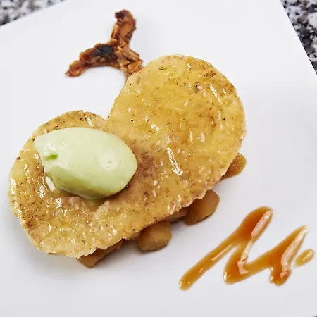 Mets Et Plaisirs מלון